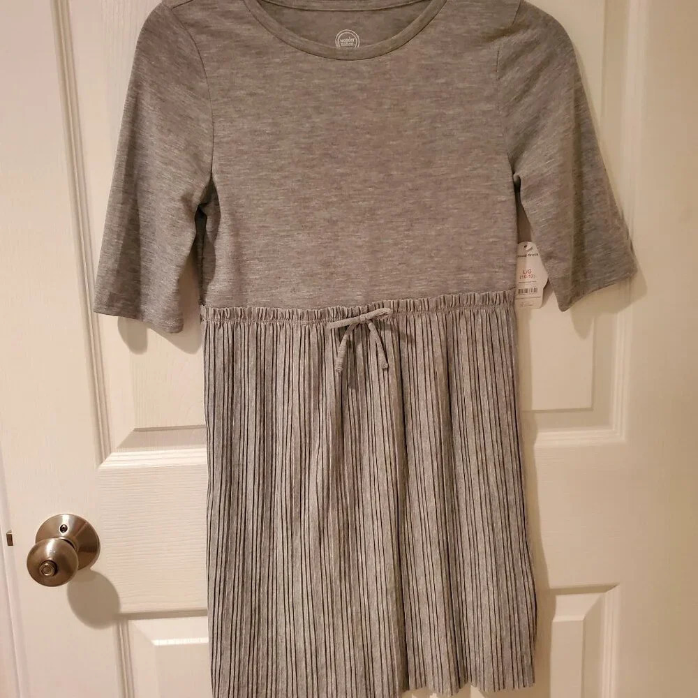 NWT Wonder Nation Gray Pleated Dress L(10-12)